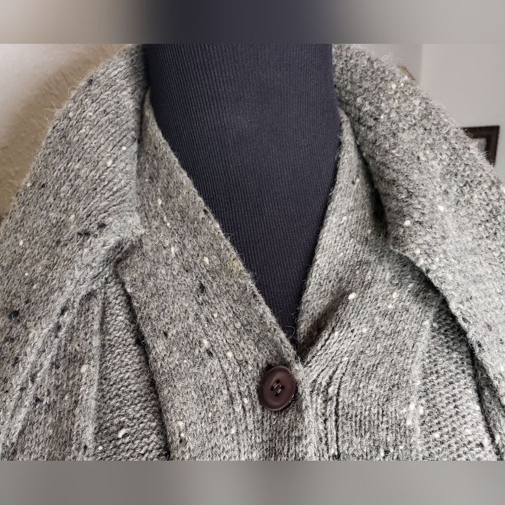 VTG 1970s Grey Wool Womens Long Winter Cape One Button Built In Scarf Size 10 - Picture 8 of 10